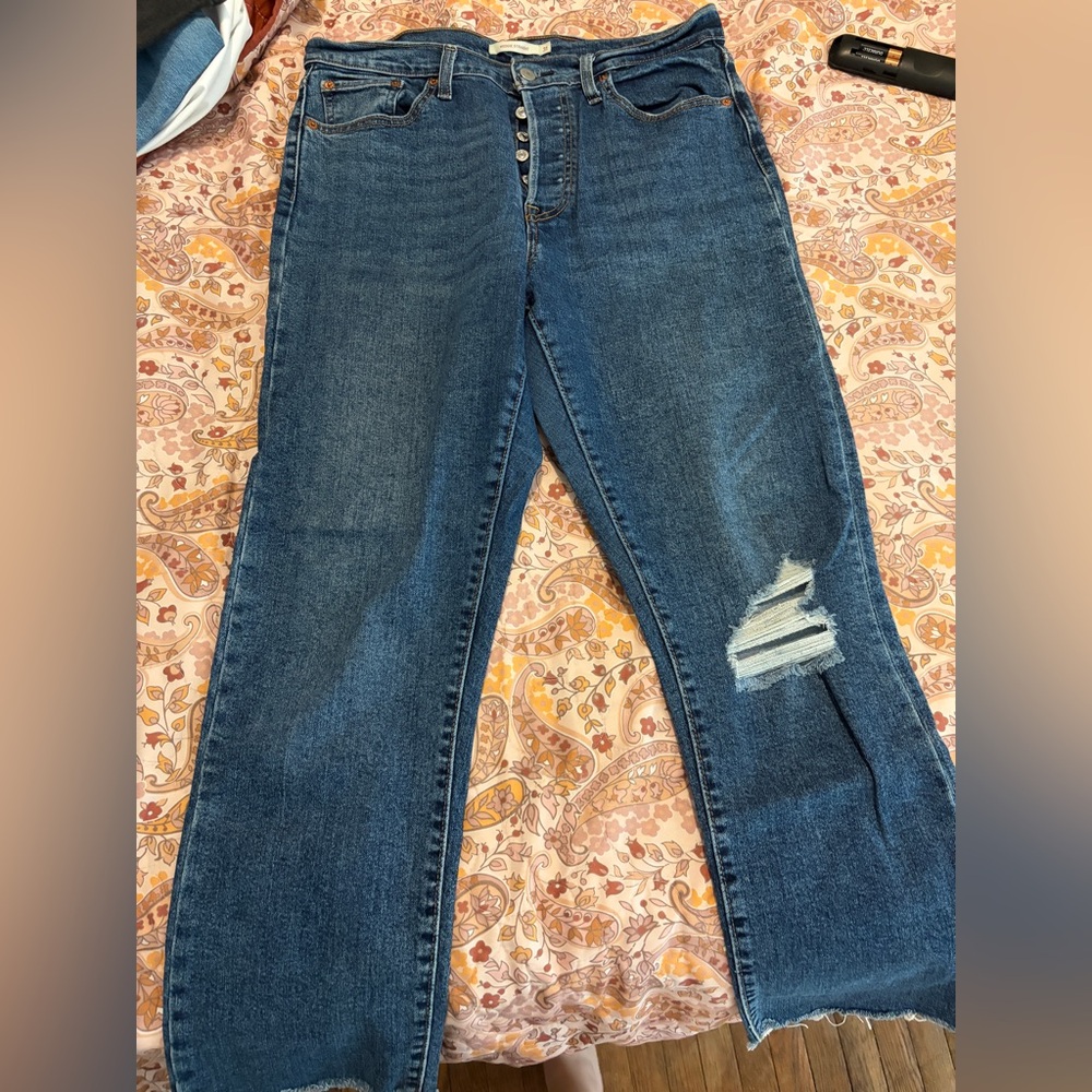 Wedgie Straight Levi’s